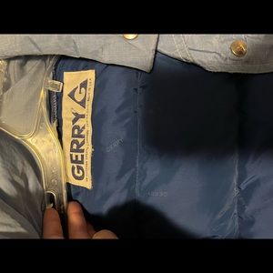 NEW GERRY PUFFER JACKET. GREAT CONDITION